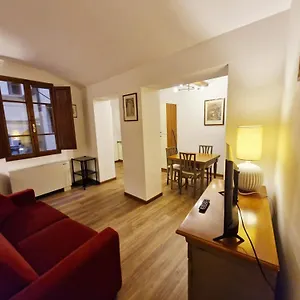 Close To Duomo Appartement